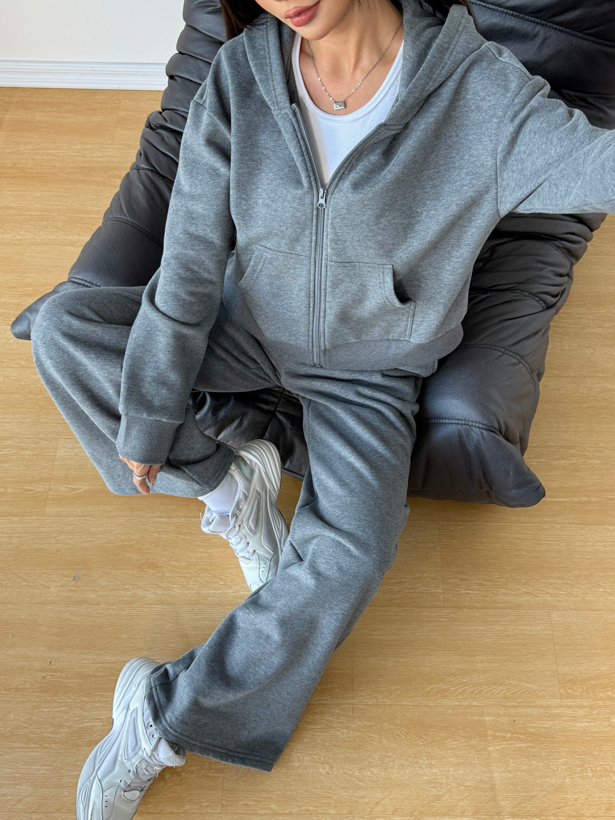 Duomuxzs Women Sweatsuits 2 piece Outfit Zip Up Hoodie Set Lounge Sweatpants Set Wide Leg Pants Matching Tracksuit Sets